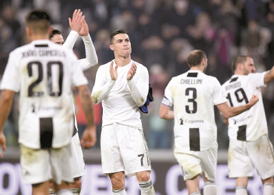 其中一人定 其中一人定